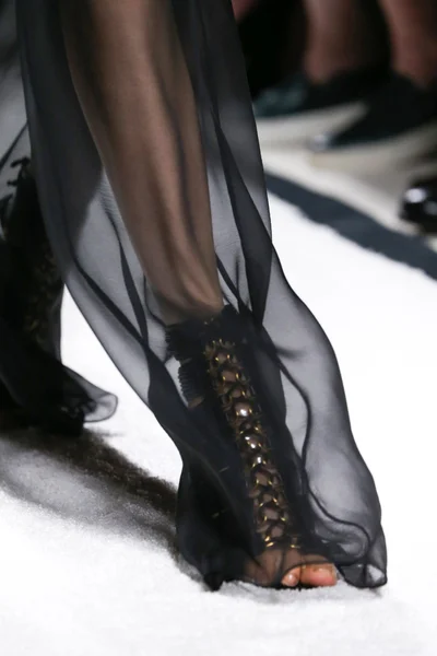 Look 14
